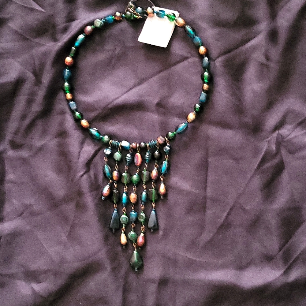 Sexy and glamorous Multi-colored Choaker Necklace